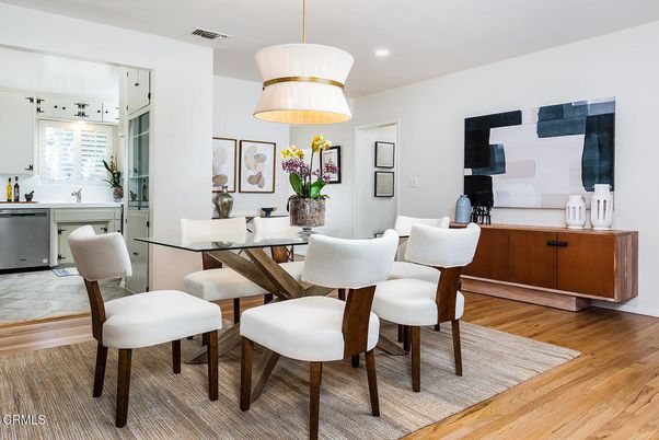 Dining room, Interior, Kitchen, Pendant Lights, Recessed Lighting, Wood Texture Flooring