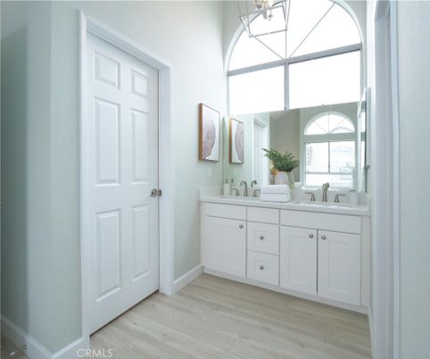 Bathroom, Dual Sink Vanities, Interior, Wood Texture Flooring