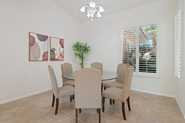 Chandelier, Dining room, Interior