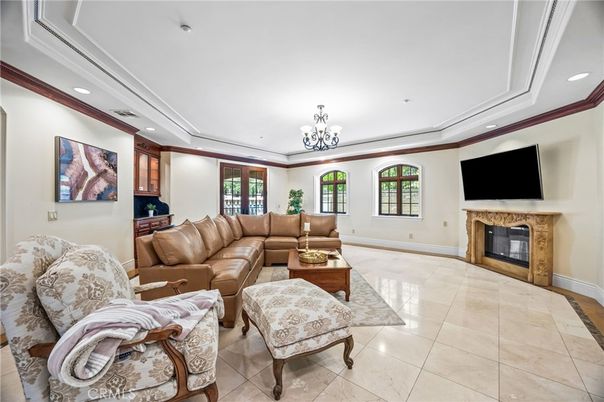 Chandelier, Fireplace, Interior, Living room, Recessed Lighting