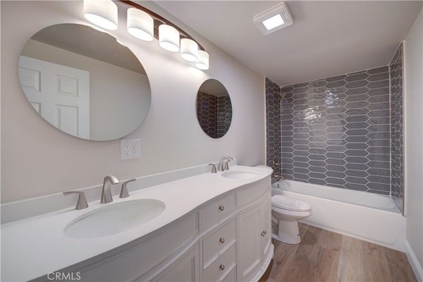 Bathroom, Dual Sink Vanities, Interior, Wood Texture Flooring