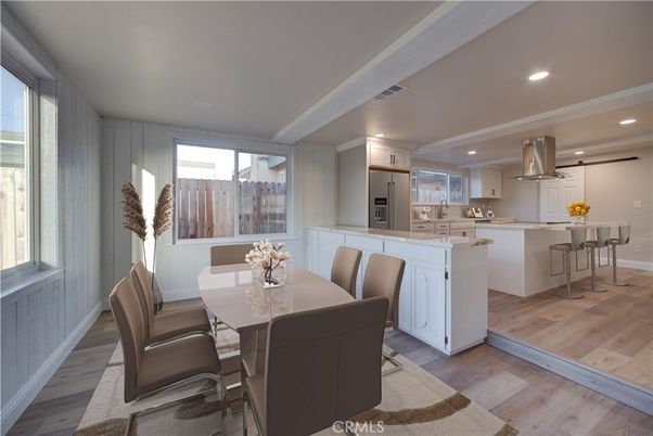 Dining room, Interior, Kitchen, Recessed Lighting, Wood Texture Flooring