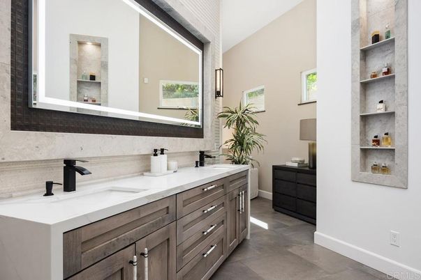 Bathroom, Dual Sink Vanities, Interior