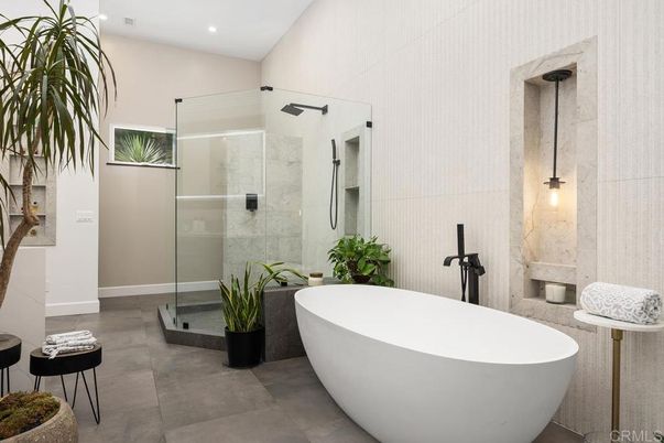 Bathroom, Free Standing Baths, Glass Shower, Interior, Recessed Lighting