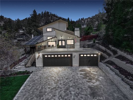 Attached, Exterior, Facade, Solar Panels, Modern