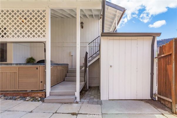 Exterior, Hot Tub