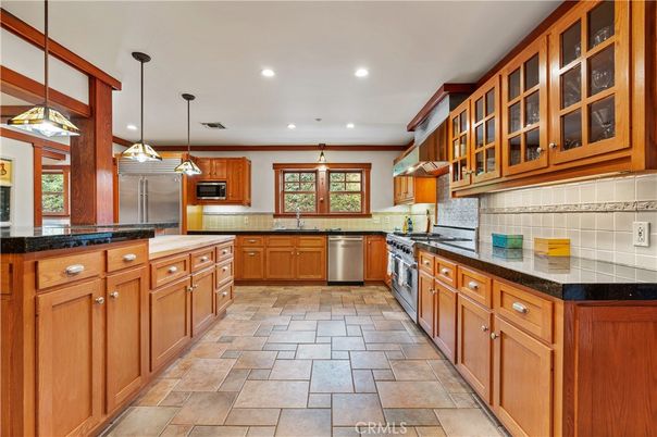 Interior, Kitchen, Pendant Lights, Recessed Lighting, Stainless Steel Appliances