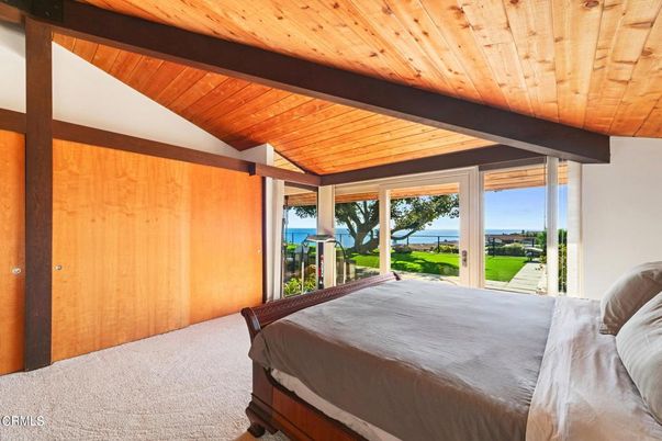 Bedroom, Interior, Water, Wooden Beams, Wooden Ceilings