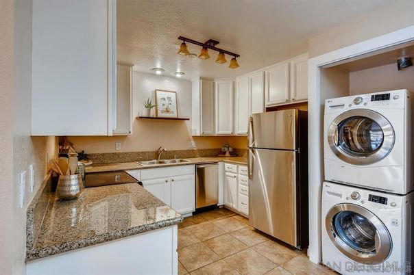 Interior, Kitchen, Washer