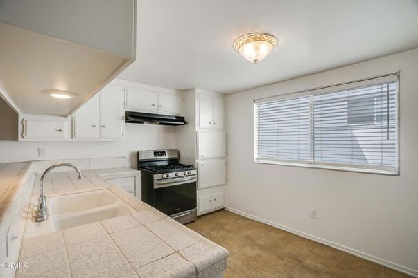 Interior, Kitchen, Tile Countertops