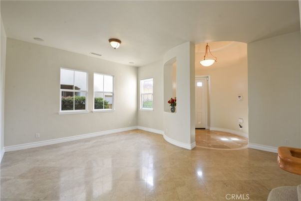 Empty room, Interior, Pendant Lights