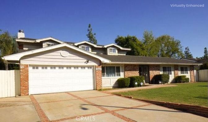 Attached, Exterior, Facade, Brick Facade, Ranch