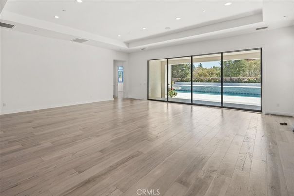 Empty room, Interior, Recessed Lighting, Wood Texture Flooring