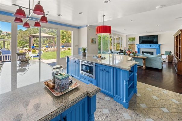 Fireplace, Interior, Kitchen, Living room, Pendant Lights, Recessed Lighting, Wood Texture Flooring