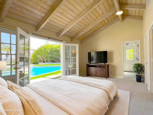 Bedroom, Interior, Wooden Beams, Wooden Ceilings
