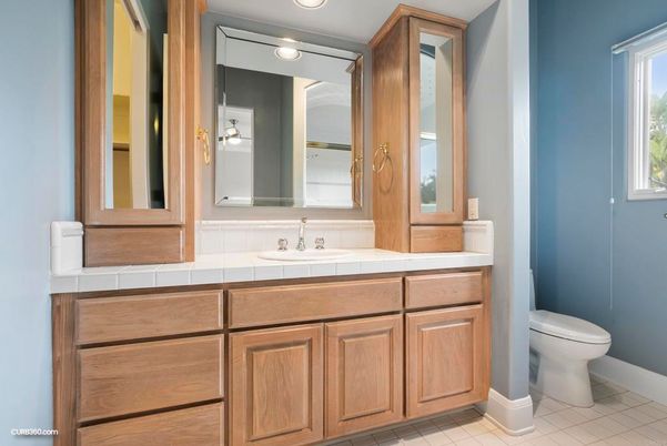 Bathroom, Interior, Recessed Lighting, Tile Countertops