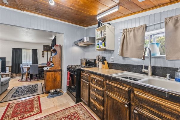 Dining room, Interior, Kitchen, Tile Countertops, Wooden Ceilings