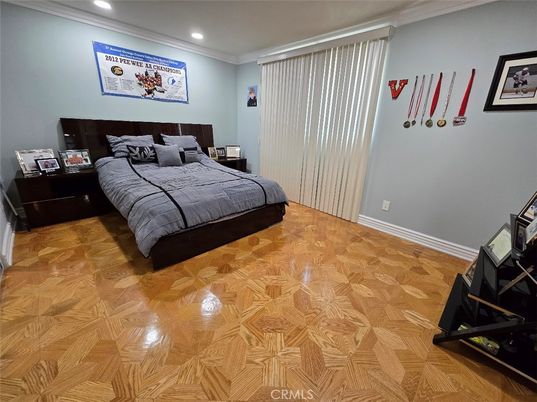 Bedroom, Interior, Recessed Lighting, Wood Texture Flooring