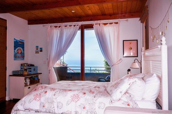Bedroom, Interior, Water, Wooden Beams, Wooden Ceilings, Wood Texture Flooring