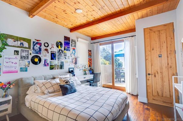 Bedroom, Interior, Recessed Lighting, Wooden Beams, Wooden Ceilings, Wood Texture Flooring