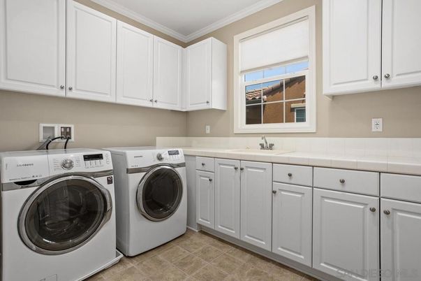 Interior, Washer