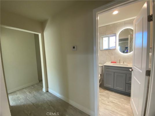 Bathroom, Interior, Recessed Lighting, Wood Texture Flooring