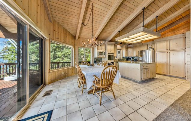 Chandelier, Dining room, Interior, Kitchen, Stainless Steel Appliances, Wooden Ceilings, Wooden Walls
