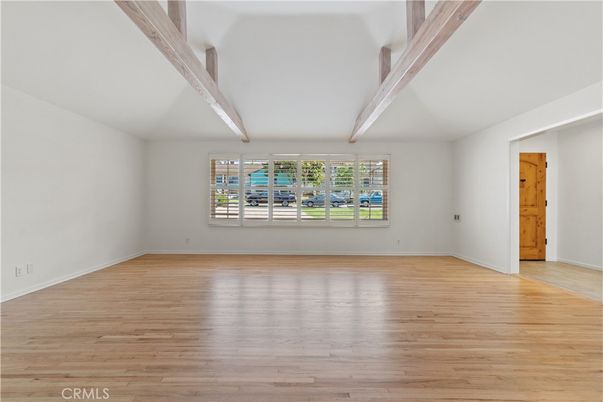 Empty room, Interior, Wooden Beams, Wood Texture Flooring