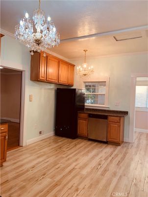 Chandelier, Interior, Kitchen, Wood Texture Flooring