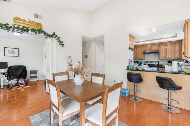 Dining room, Interior, Kitchen, Recessed Lighting, Wood Texture Flooring