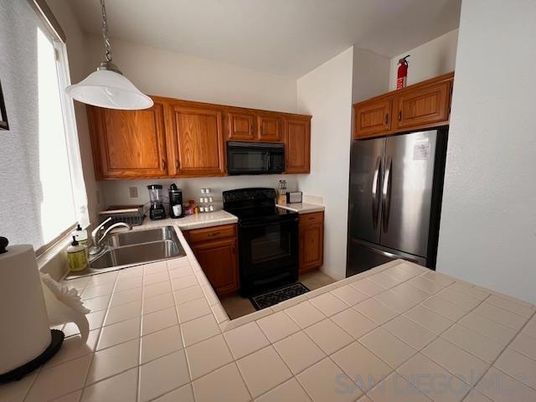 Interior, Kitchen, Pendant Lights, Tile Countertops