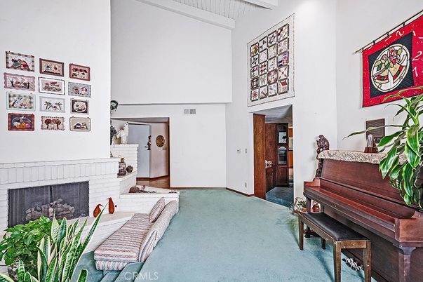 Fireplace, Interior, Piano