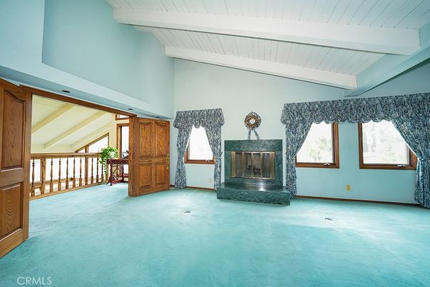 Empty room, Fireplace, Interior