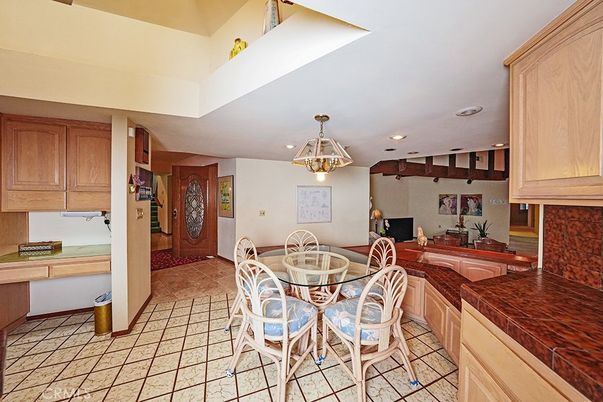 Dining room, Interior, Kitchen, Pendant Lights, Recessed Lighting