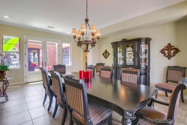 Chandelier, Dining room, Interior, Recessed Lighting