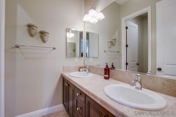 Bathroom, Dual Sink Vanities, Interior