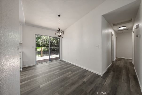 Interior, Pendant Lights, Wood Texture Flooring