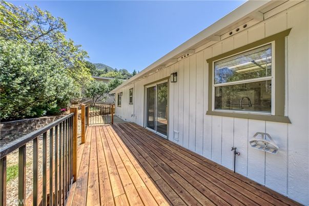 Exterior, Wood Texture Flooring