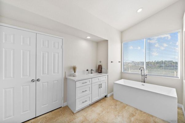 Bathroom, Dual Sink Vanities, Free Standing Baths, Interior, Recessed Lighting