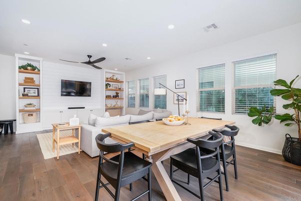 Dining room, Interior, Living room, Recessed Lighting, Wood Texture Flooring