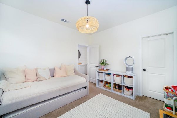 Bedroom, Interior, Pendant Lights