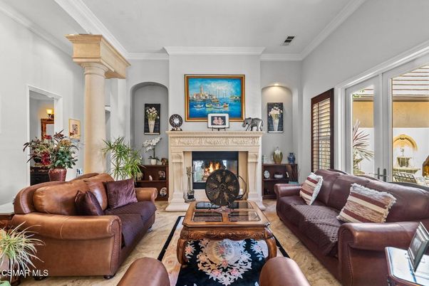 Fireplace, Interior, Living room, Recessed Lighting