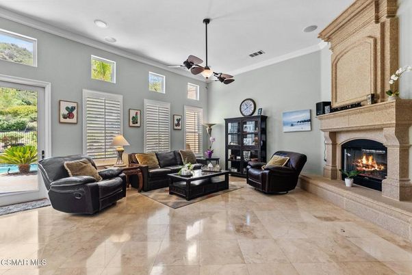 Fireplace, Interior, Living room, Recessed Lighting