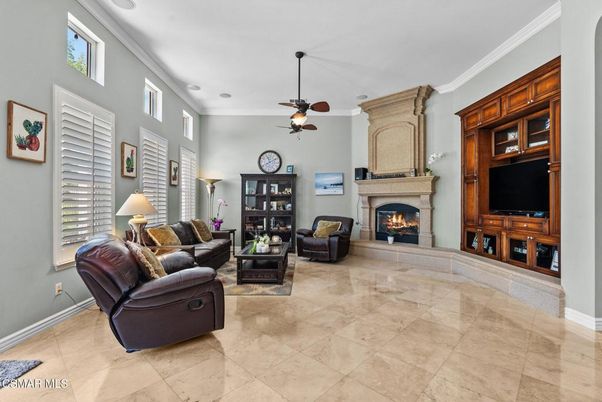 Fireplace, Interior, Living room