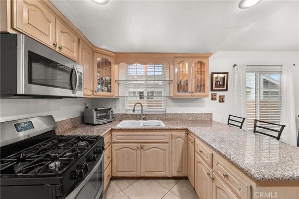 Dining room, Interior, Kitchen, Recessed Lighting