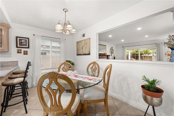 Chandelier, Dining room, Interior, Recessed Lighting