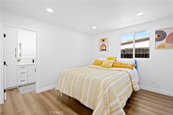 Bedroom, Interior, Recessed Lighting, Wood Texture Flooring
