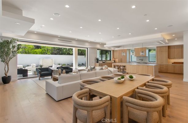Dining room, Interior, Kitchen, Living room, Pendant Lights, Recessed Lighting, Wood Texture Flooring