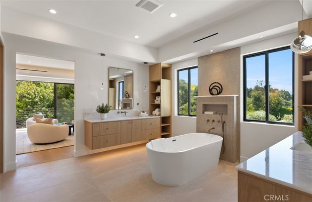 Bathroom, Dual Sink Vanities, Free Standing Baths, Interior, Pendant Lights, Recessed Lighting