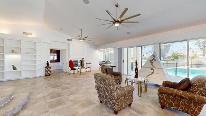 Interior, Living room